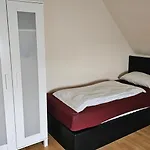 Appartamento Pension Highway 3 - Ferienwohnung Loehne Johanneskamp 11 *