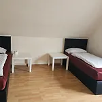 Pension Highway 3 - Ferienwohnung Loehne Johanneskamp 11 Appartamento