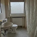 Appartamento Pension Highway 3 - Ferienwohnung Loehne Johanneskamp 11 *