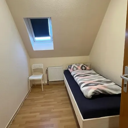 Ferienwohnung Loehne شقة *