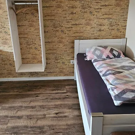 Pension Highway 3 - Ferienwohnung Loehne Johanneskamp 11 Appartamento *